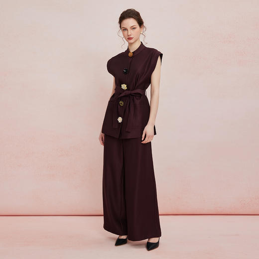 QF401斯尔丽2025夏季新款立体手工绣花上衣高端套装茶歇休闲阔腿裤套装 商品图3