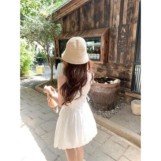 <曾小咸推荐>3.30现货秒杀 ！微信超特价！绣花蕾丝边无袖连衣裙 日常189.99 立减90 秒杀99.99！！ 商品图4