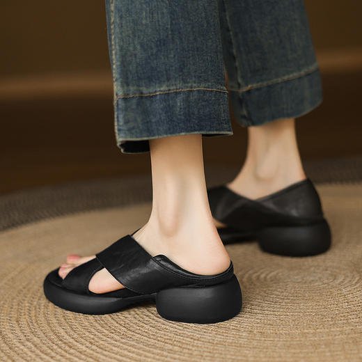 【预售5天】夏季新款真皮透气百搭平底露趾凉鞋软底舒适休闲时尚复古女鞋MX&mx89803 商品图2