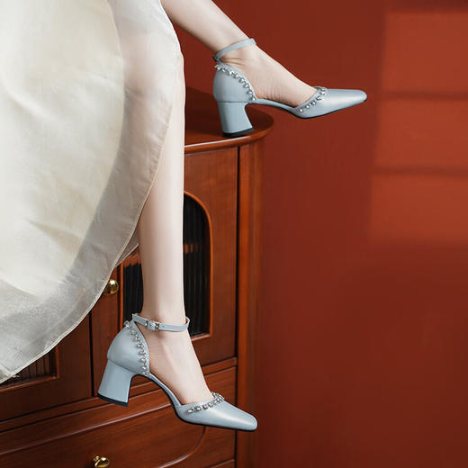 【预售5天】玛丽珍包头粗跟凉鞋女夏减龄百搭方头水钻浅口一字扣带高跟鞋女鞋SLK&Y551 商品图2