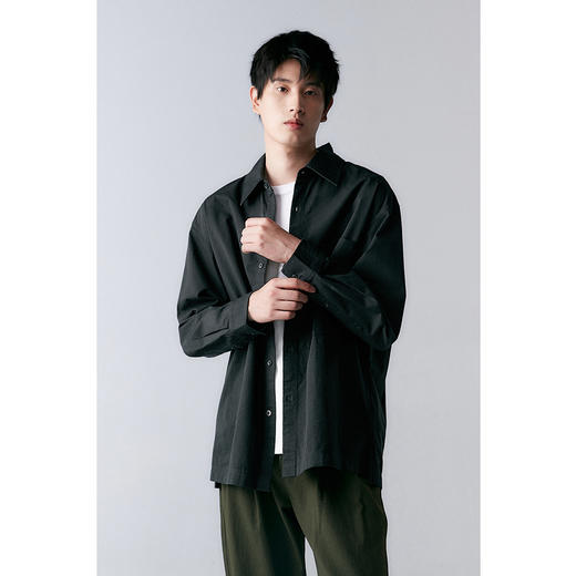 棉仓347804002-宽松落肩版40S全棉盐缩翻领长袖衬衫 商品图3