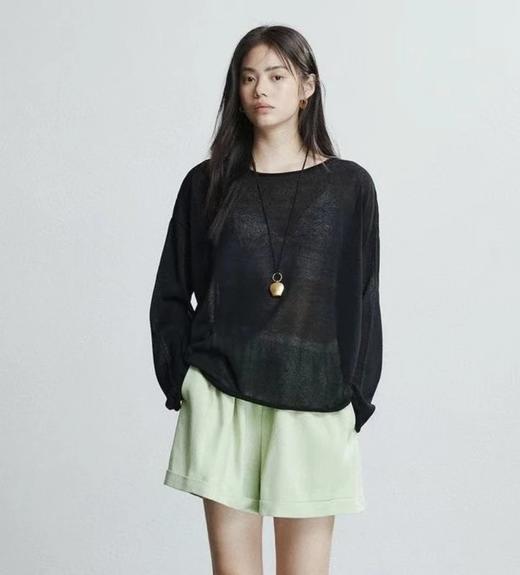 夏日刚需  日本进口MONTELUCE亚麻罩衫  一字领空气罩衫 干爽亚麻棉微透呼吸感 卷边长袖T恤 商品图2