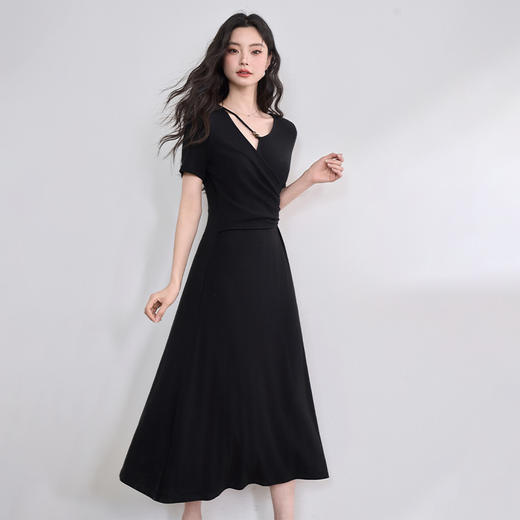 设计感不规则镂空领口连衣裙简约随性气质收腰连衣裙V0550125/Y0050888 商品图2