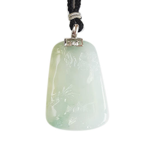 【天然正品】AU750收藏级白金镶钻镶天然细腻无纹裂冰种山水平安无事牌翡翠吊坠项链60.8*35.1*5.9MM（皆取最大值）女士现售价：11800！080425AH64 商品图0