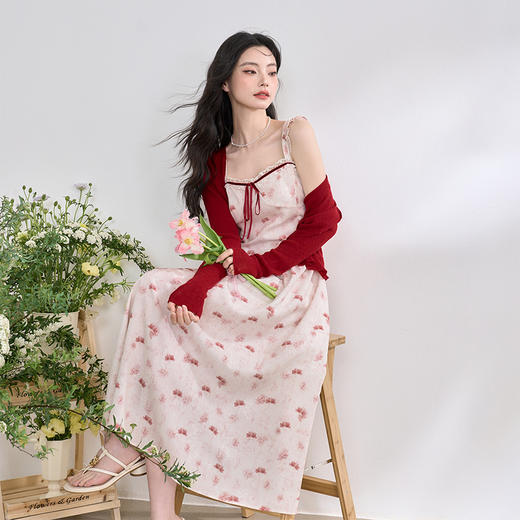 西遇粉色碎花吊带裙套装女夏季新款法式薄款针织开衫两件套D0050470 商品图0