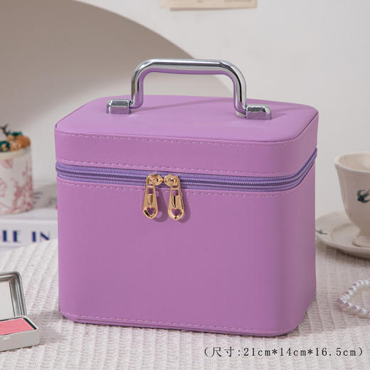 五一出行【卡通系列！大容量化妆包】新款奶油纯色化妆箱简约大容量家用美妆工具出差旅行手提收纳箱子，告别凌乱，装载无压力。ry 商品图7
