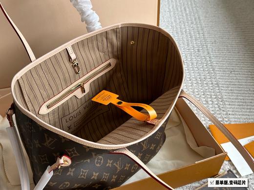 点此购买 LV Neverfull可拆卸式子母拉链手包购物袋 sj 315010 商品图11