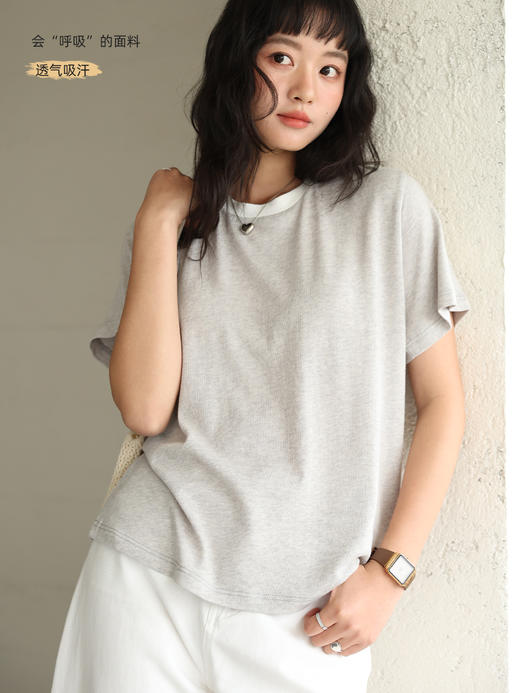 【KEMU】老钱风*针织亚麻撞色T恤 ，采用法国产区的雨露麻， 微落肩宽松版型，撞色领口，亲肤顺滑，随性舒适，简单不单调 商品图1
