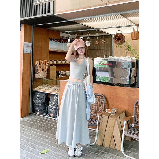 <曾小咸推荐>4.4现货秒杀 ！微信超特价！灰色半裙 日常149.99 立减70 秒杀79.99！！ 罩衫背心套装 秒杀49.99！！ 商品图1