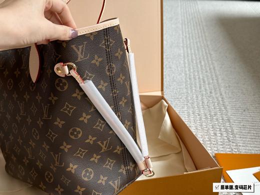 点此购买 LV Neverfull可拆卸式子母拉链手包购物袋 sj 315010 商品图10