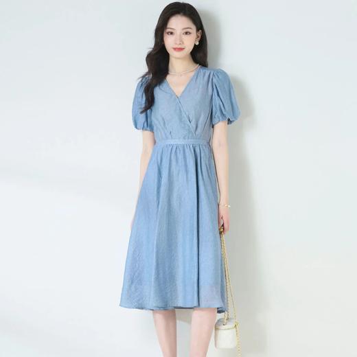 【高货sh】全新升级【铂金会员266/天猫359/差价93】(13236) 洛诗琳2025夏季法式V领收腰系带茶歇裙蓝色天丝提花连衣裙 商品图2