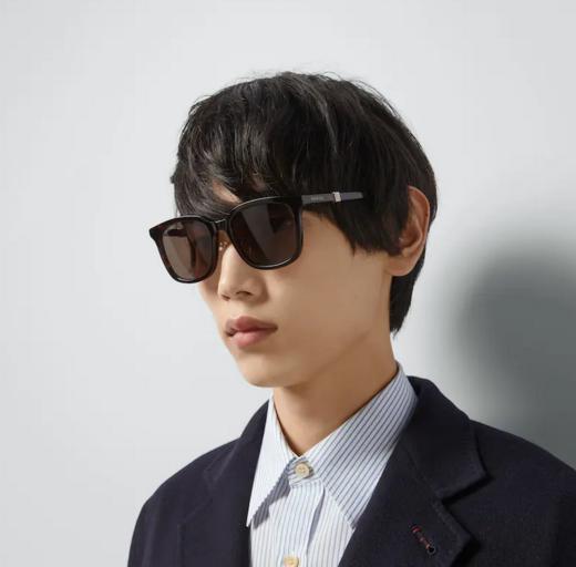 官方新款彩条标识情侣款太阳镜 商品图1