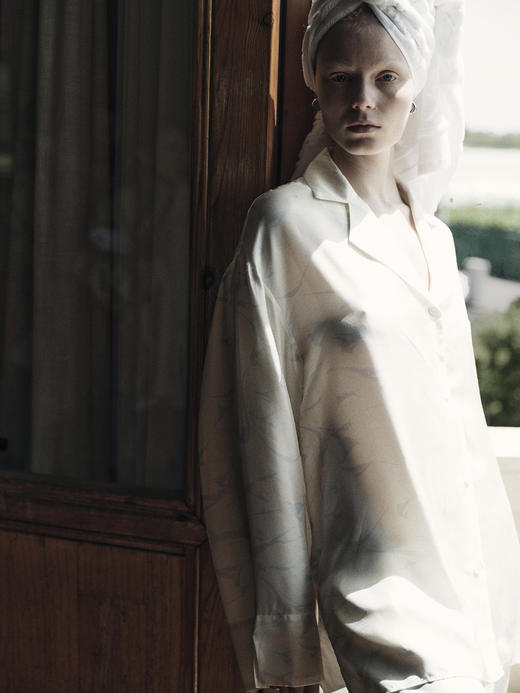 VC｜SS25079 Tully silk shirt  [衬衫 棕印花 / 蓝印花 ] 商品图1