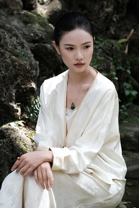 盛唐婧 |真丝缎提花花罗小外套