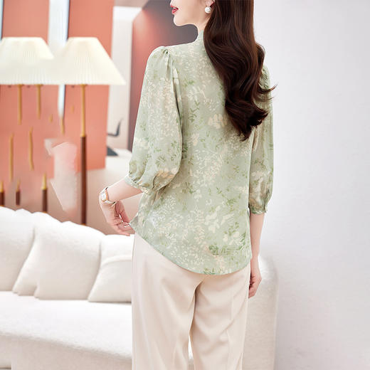 KQ-506015夏季新款五分袖真丝花色上衣女士时尚桑蚕丝小衫宽松舒适 商品图3