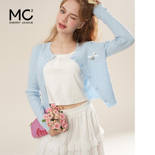 女装针织开衫配背心加绣花半裙三件套-7706S5212016 商品图0