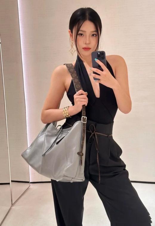 点此购买 LV女士CARRYALLDARK中号手袋 sj 314980 商品图2