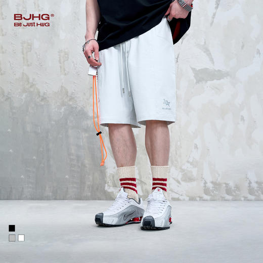 BJHG不计后果 休闲短裤男款夏季宽松裁剪层次感大口袋工装五分裤 商品图0