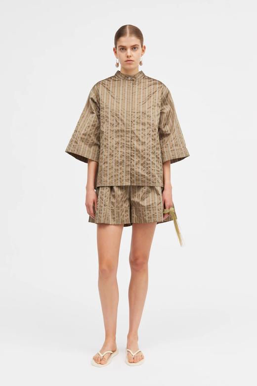 Mark Kenly Domino Tan  金棕色细条纹真丝双褶短裤 商品图0