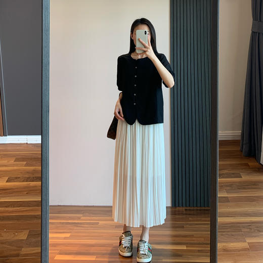 奢侈罕见意大利纱料！2025珠光感半裙超细菱格抗皱显瘦百褶伞裙半身裙！ 商品图6