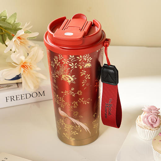 大英博物馆 东方梦境系列 鹊鸣金枝便携咖啡保温杯 红金款 商品图3