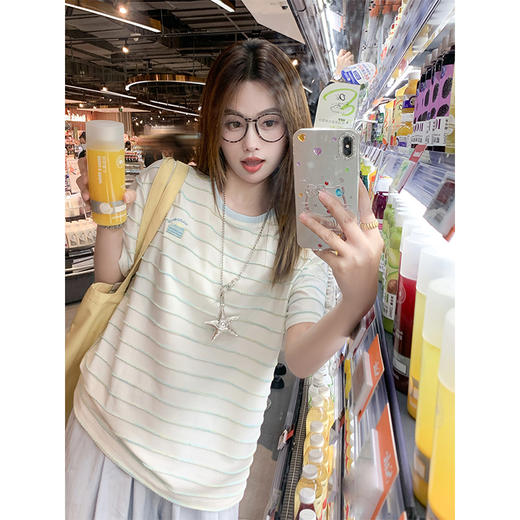 <曾小咸推荐>慵懒休闲蓝色条纹宽松短袖T恤 商品图0