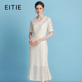 EITIE爱特爱花边V领镂空鱼尾裙法式蕾丝绣花连衣裙2025年夏季新款B2507682