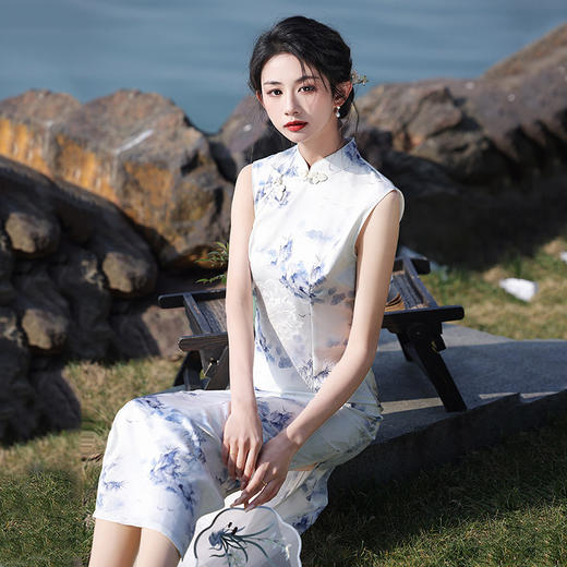 夏季青花瓷无袖新中式长款改良旗袍2025新款少女复古修身日常可穿旗袍ZA&WZY9345 商品图3