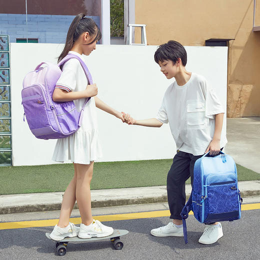 卡拉羊中学生抑菌功能书包大容量轻便双肩包多隔层背包 商品图2