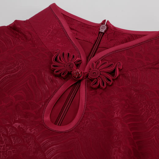 QF817斯尔丽2025新款宴会优雅复古修身复古鳞纹中长款旗开得胜旗袍 商品图5