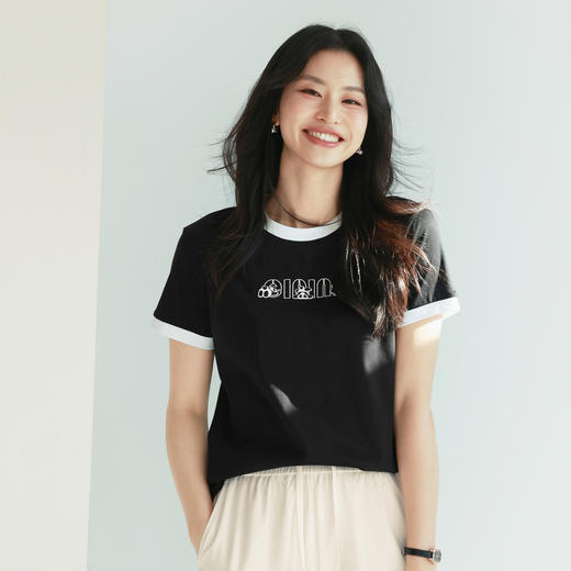 【积分换购不退货】【特惠不退货】伊芙丽简约可爱熊猫字母T恤1F7100611 商品图3