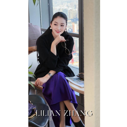 E“定制”—静奢风、都市摩登——风尚之选——珍珠黑系带式上衣 2405033 商品图2