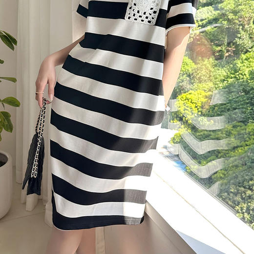 洛诗琳40942法师复古条纹裙2025夏季新款休闲钩花T恤裙k1201 商品图2
