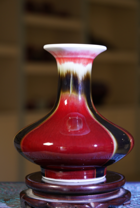 三阳开泰扁肚瓶