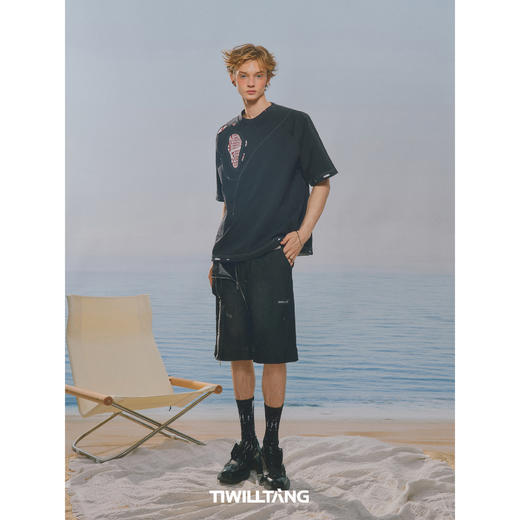 启世录TIWILLTANG“碎荧灼珲”破洞拼接短袖夏季纯棉圆领T恤上衣 商品图4