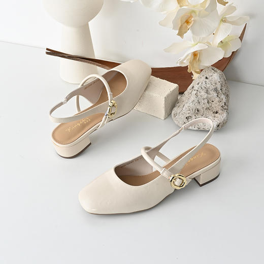 经典鲨2025年夏季款法式复古方头后空中粗跟优雅单鞋凉鞋女KW89-529061 商品图1