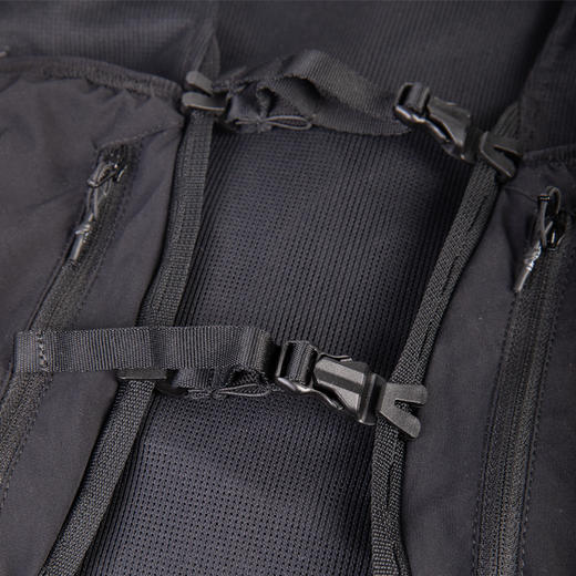 优极UG 速拓·8-12L可扩容越野背包 商品图3