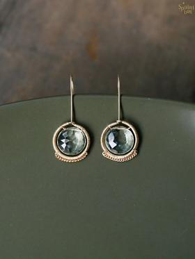 SpoiledBrat Jewelry绿紫晶水晶耳环