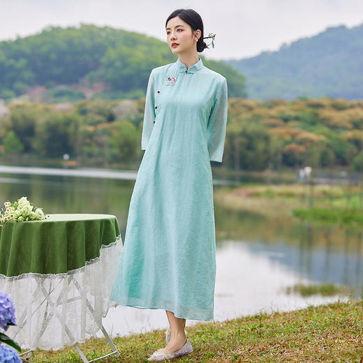 FLZD-6202新中式刺绣天丝提花2025年夏季新款国风女装高级感改良旗袍连衣裙 商品图0