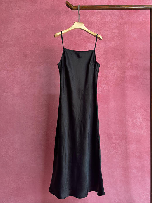 V250975吊带裙 商品图1