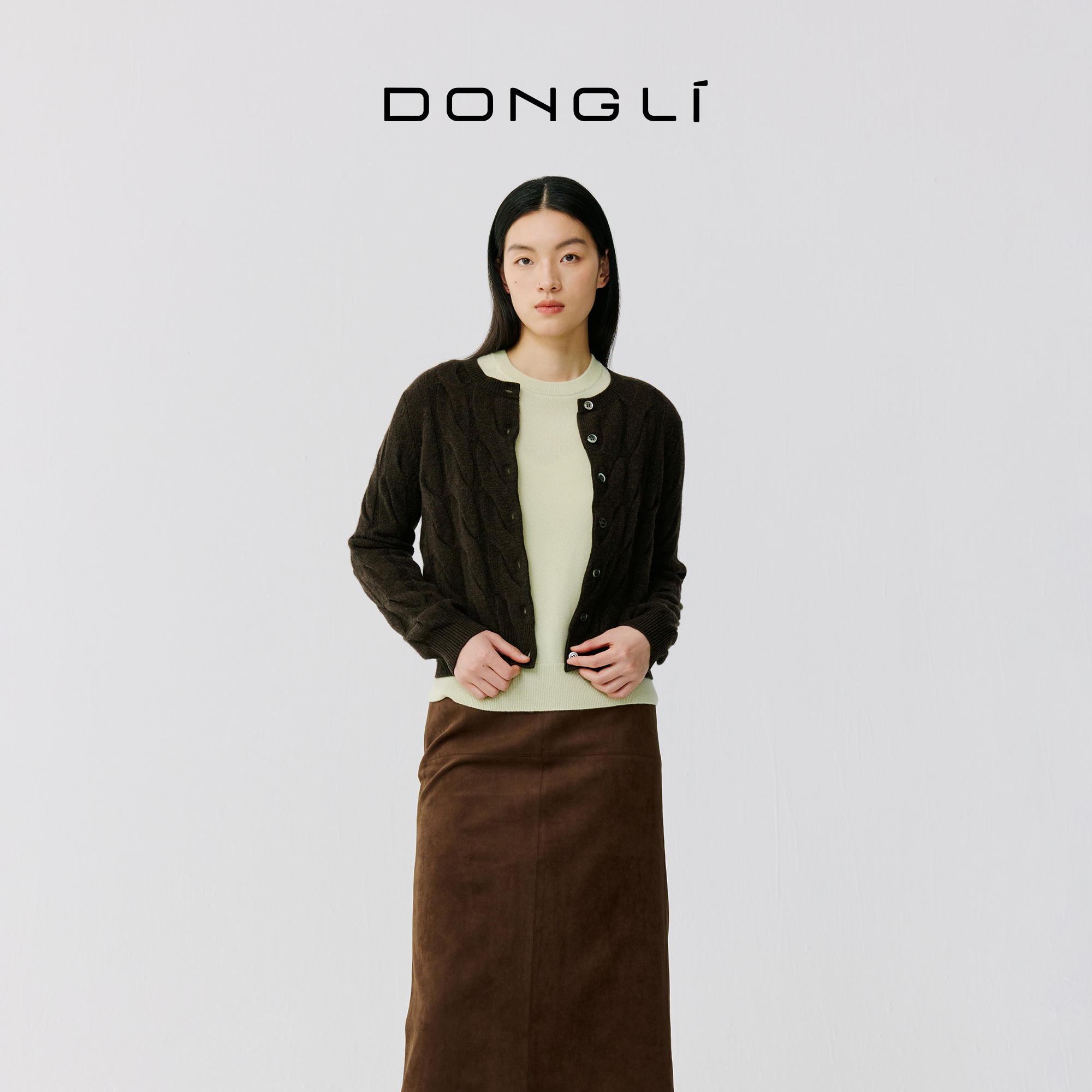 东黎 • 山羊绒女士秋季百搭时尚彩色绞花开衫 4623