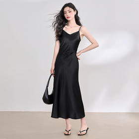 【气质高级感】设计感优雅吊带裙女2025捏褶收腰连衣裙V0050622