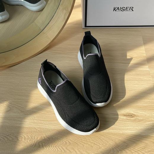 【情侣款轻便飞织鞋】可出门一脚蹬！柔软帖脚，轻便舒适！不挤脚、闷脚，透气且回弹性好！男女同款设计，可以搭配情侣款！【康恒-J】 商品图7
