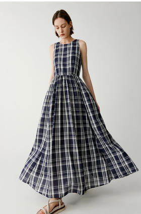 棉斜纹色织格松紧收腰连衣裙 进口面料斜纹棉格纹裙 收腰设计 勾勒腰部曲线 无袖X型收腰的黄金比例学 布面细洁美观 手感柔软舒适