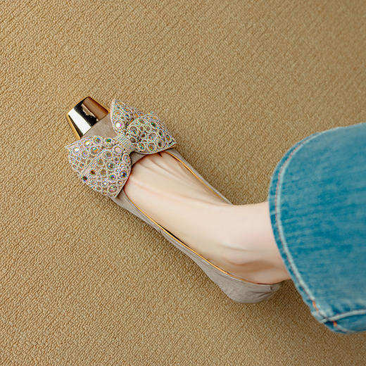 TZW-2025新款蝴蝶结方头真皮单鞋 商品图3