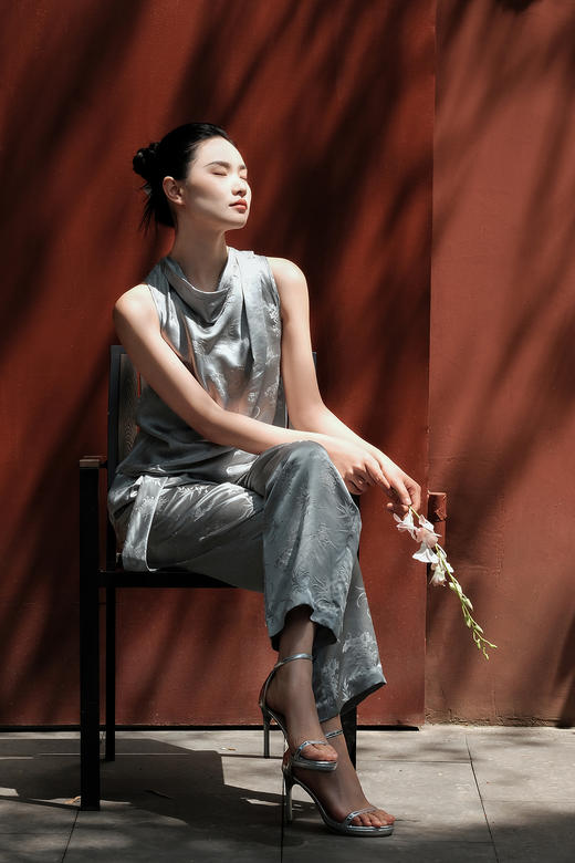 盛唐牡丹 |雪灰梅兰竹菊真丝女裤 商品图2