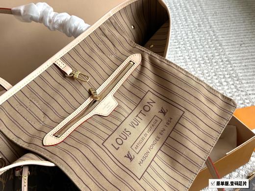 点此购买 LV Neverfull可拆卸式子母拉链手包购物袋 sj 315010 商品图12