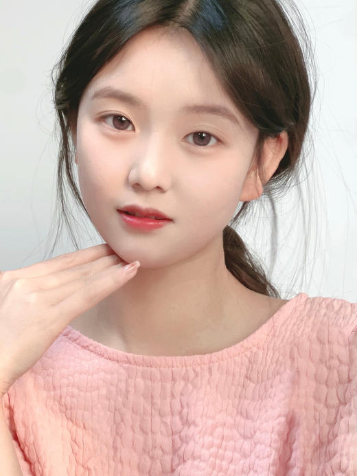 【年抛】透明粉泥 Arouge | 小直径美瞳14.0，着色12.6 基弧8.6 含水38％  |  【同品牌多副更划算,具体活动可以咨询客服】|  自然美瞳 透明片 粉色美瞳 商品图7