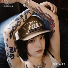 马登美式高街平檐棒球帽嘻哈风7扣带可调节便帽小众时尚遮阳帽夏