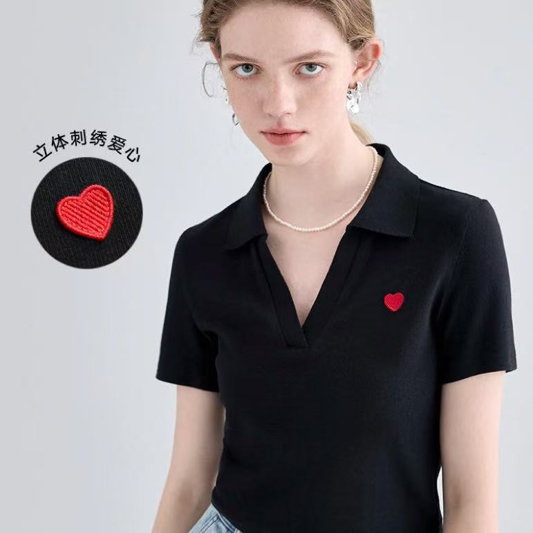 3-5天发货【爱心polo领T恤 】婴儿级优可丝面料！回弹力超大，手感百般细腻❗️ 袖口、下摆采用绷缝设计，线迹匀称不松散，不卷翘